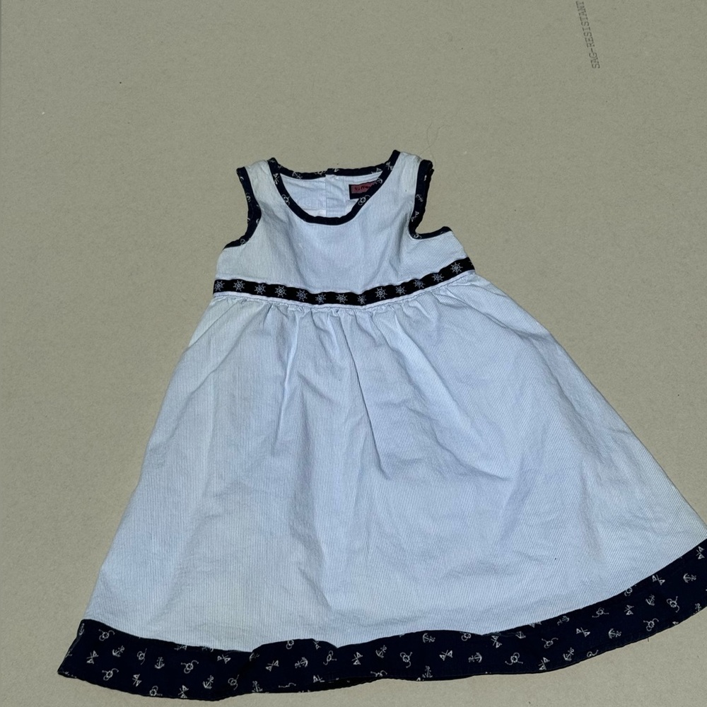 Vineyard vines girls dress